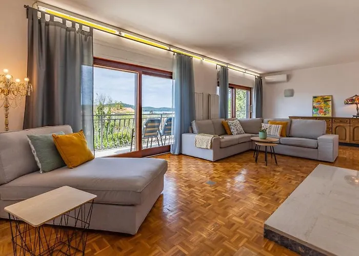 Vila House Magnolia Medulin